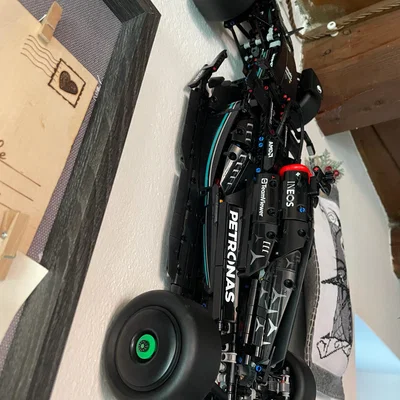 Móc treo tường 3D cho mô hình LEGO Mercedes-AMG F1 W14 #42171