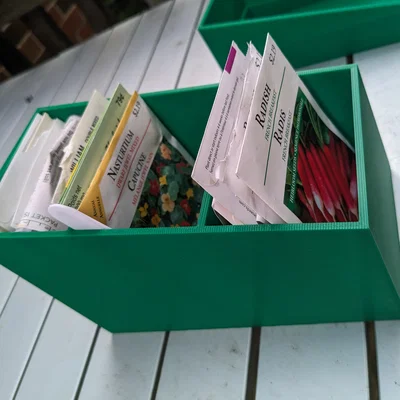 Hộp đựng gói hạt giống (Seed box)