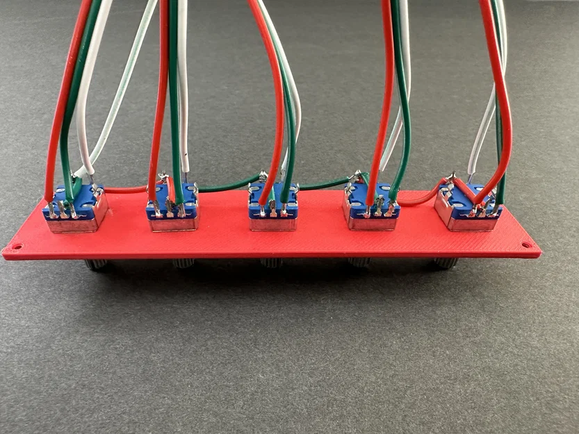 Case in 3D cho DeeJ Volume Mixer (5 núm EC11 + Arduino Pro Micro) - Image 11