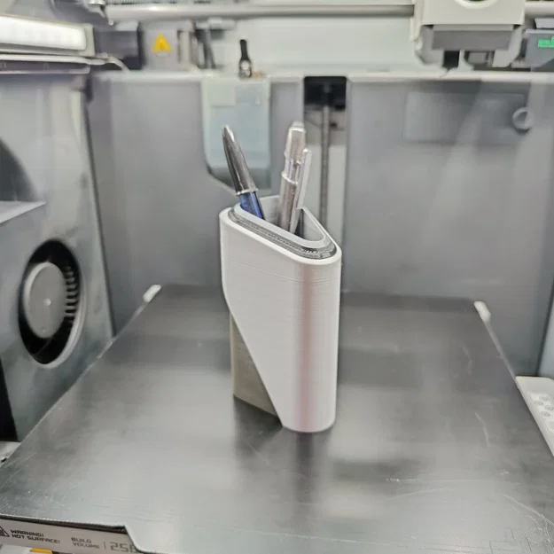 Khay cắm bút Starfield Pen Holder - Image 1