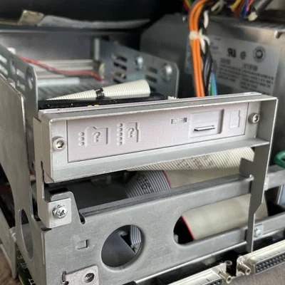 Ngàm gắn BlueSCSI 1.1a cho khe mở rộng Macintosh SE