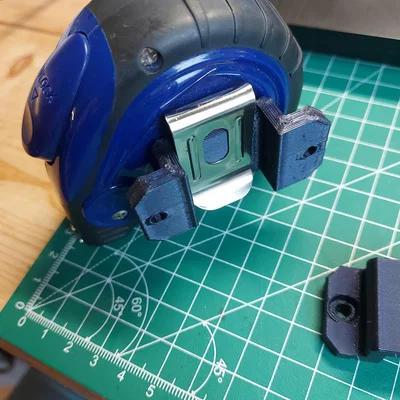 Ngàm gắn thước dây (Tape Measure Mount)