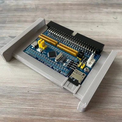 Ngàm lắp BlueSCSI 1.1a cho khoang ổ cứng Macintosh (HDD Bay Bracket)