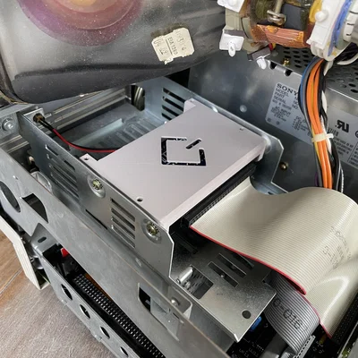 Ngàm lắp BlueSCSI 1.1a cho khoang ổ cứng Macintosh (HDD Bay Bracket)