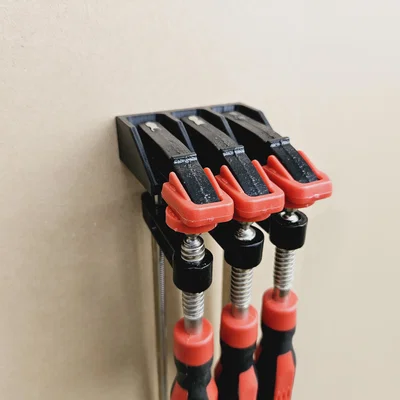 Giá treo kẹp gỗ Parkside (Clamp Holder) tiện lợi cho xưởng DIY