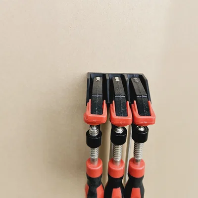 Giá treo kẹp gỗ Parkside (Clamp Holder) tiện lợi cho xưởng DIY