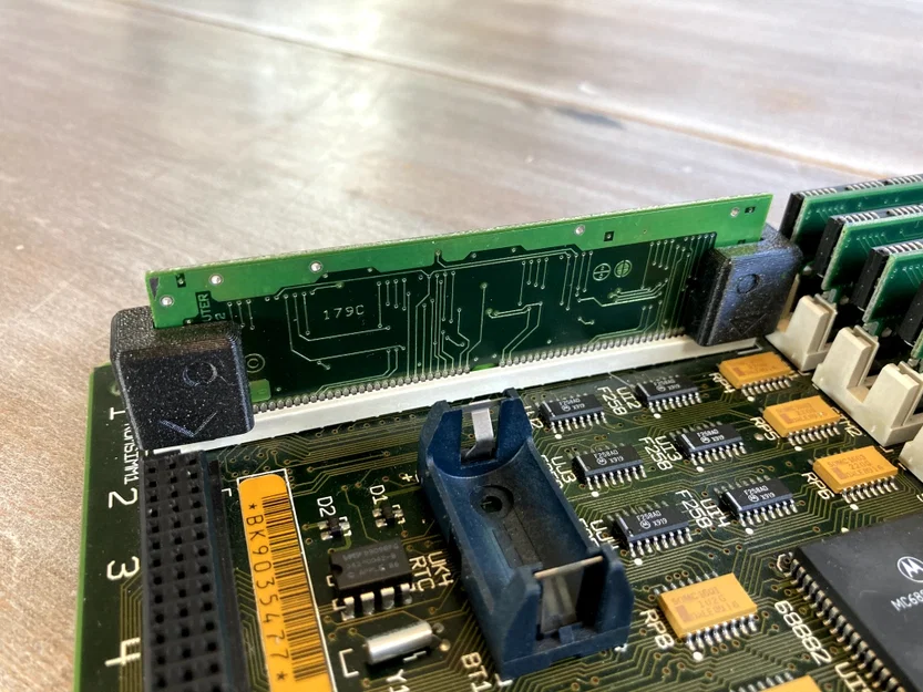 Ngàm giữ ROM cho Macintosh SE/30 (Macintosh SE/30 ROM Clips) - Image 1