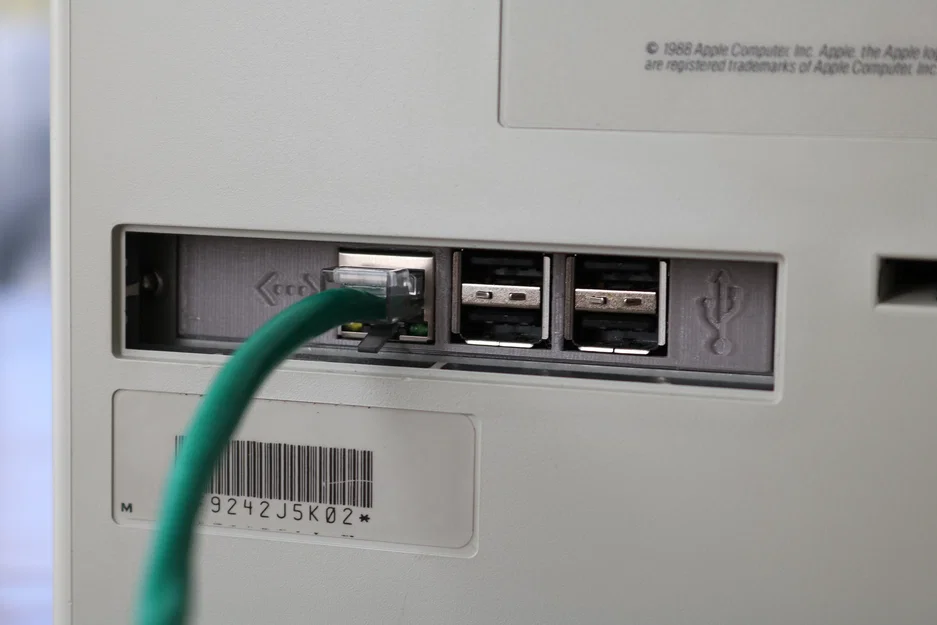 Bracket khe mở rộng PiSCSI cho Macintosh SE và SE/30 - Image 3