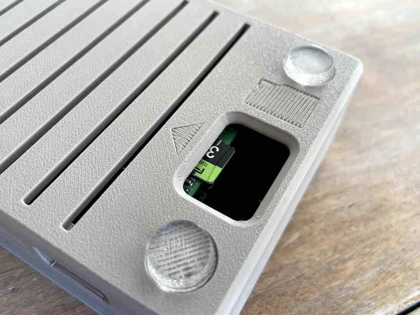 PiSCSI Slim Case – Vỏ PiSCSI & Raspberry Pi 4 phong cách Snow White - Image 8