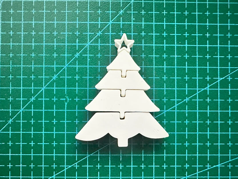 Flexi Christmas Tree – Cây Thông Noel Dẻo Uốn Cong - Image 1