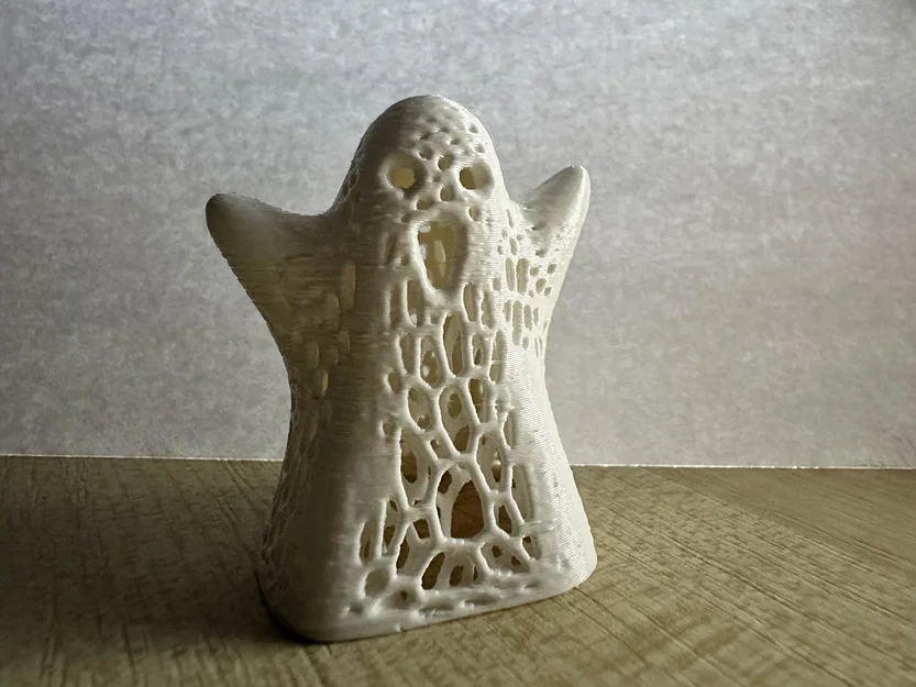 Voronoi Ghost – Mẫu con ma Voronoi trang trí in 3D - Image 1