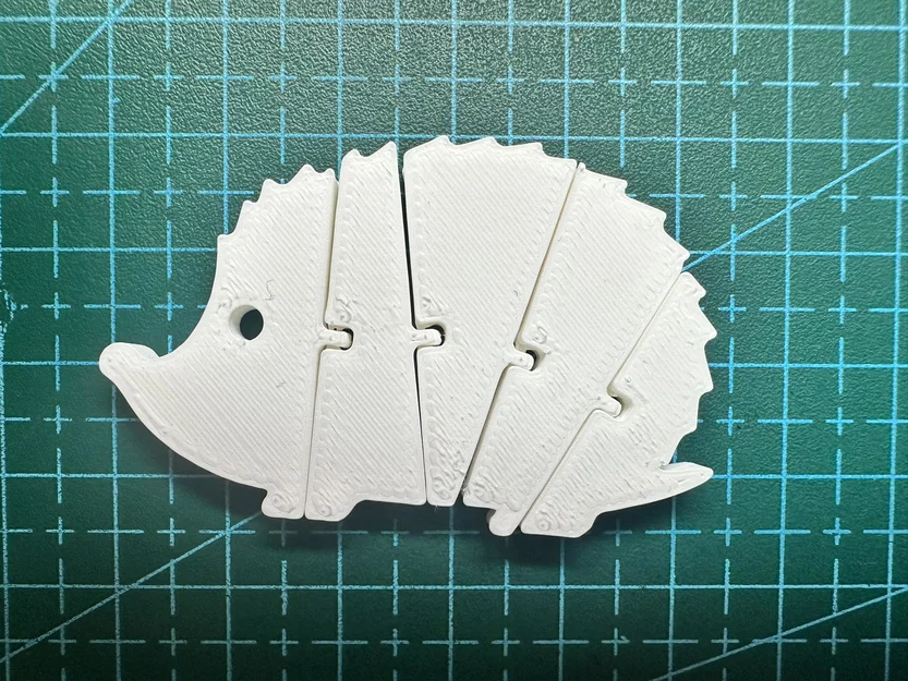 Flexi Hedgedog – Nhím dẻo khớp nối in 3D - Image 1