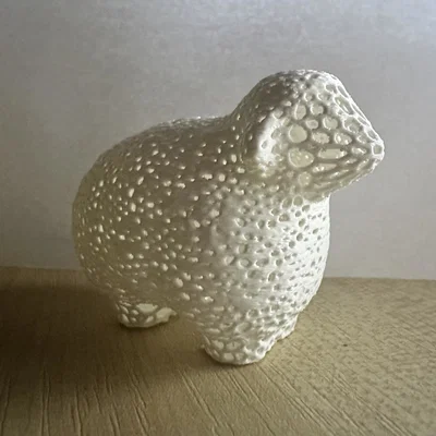 Voronoi Sheep – Mẫu cừu họa tiết Voronoi trang trí