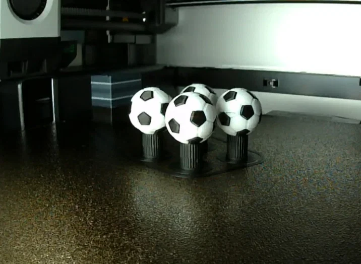 Nắp đậy van lốp xe hình quả bóng đá - Phụ kiện 3D độc đáo - Image 1