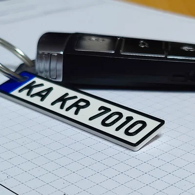 Móc khóa biển số xe châu Âu tùy chỉnh - Phụ kiện 3D độc đáo