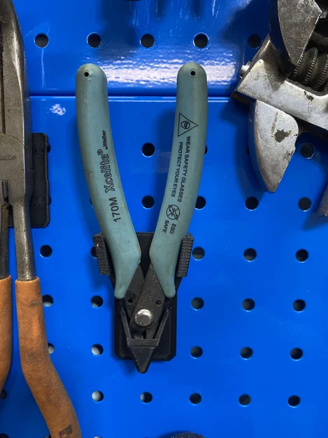 Giá treo kìm cắt Pegboard chuẩn Sy's system gọn gàng tiện lợi - Image 1