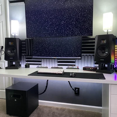 Chân Đế Loa (Speaker Stand)