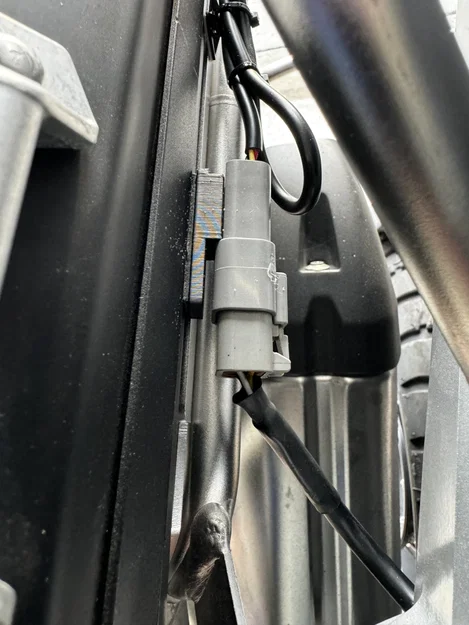 Kẹp giữ connector Deutsch DT/DTM/DTP - Image 4
