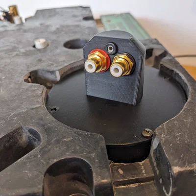 Ngàm gắn socket RCA và đầu nối nguồn cho Technics SL-1200/1210