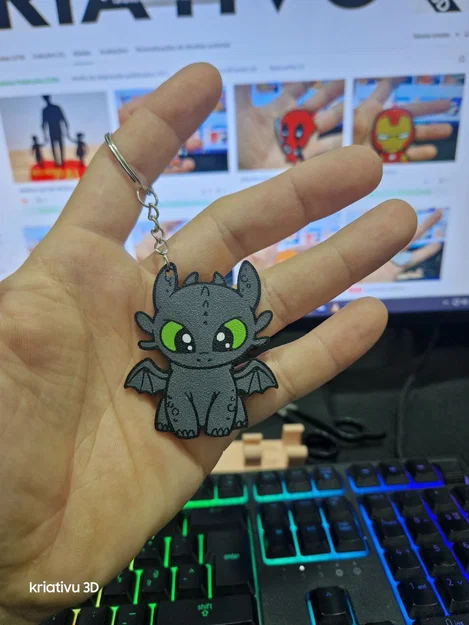 Móc khóa Night Fury (Toothless) 3D - Phụ kiện đáng yêu cho fan - Image 1