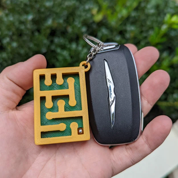 Mê cung bi sắt móc khóa phong cách bảng mạch điện (Circuitry-Inspired Keychain Marble Maze) - Image 5