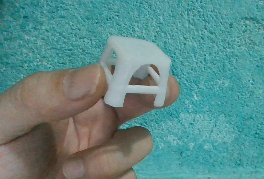 Mô hình ghế đẩu nhựa mini Việt Nam - File in 3D độc đáo - Image 1