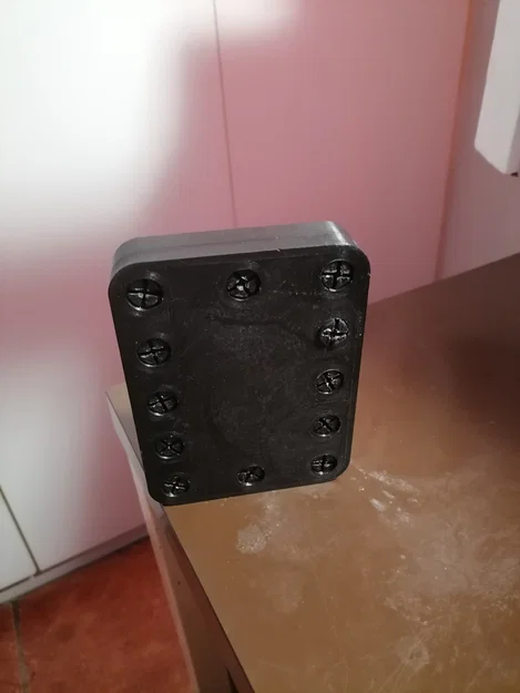 Hộp Quà Gây Ức Chế (ANNOYING GIFT BOX) - Image 2