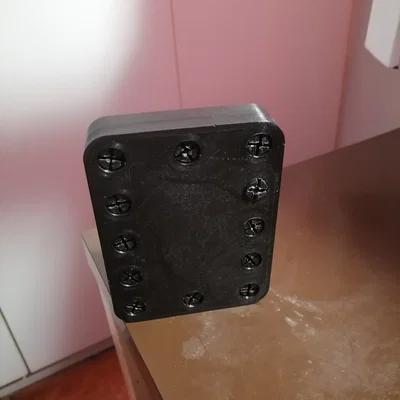 Hộp Quà Gây Ức Chế (ANNOYING GIFT BOX)