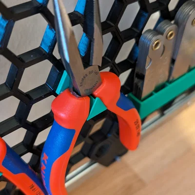 Honeycomb holder cho kìm loại lớn (bigger pliers)