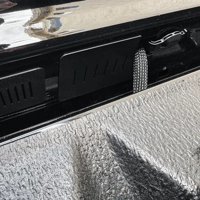 Nắp che lỗ hổng thùng xe Ford Maverick (Tailgate Cover)