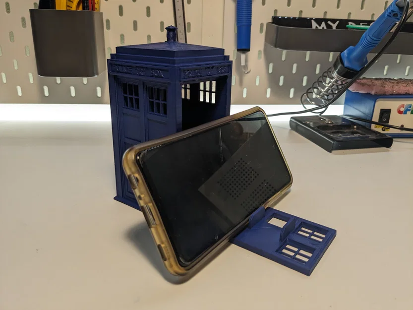 Giá đỡ điện thoại Tardis Doctor Who in 3D - Thiết kế Print-in-place - Image 5