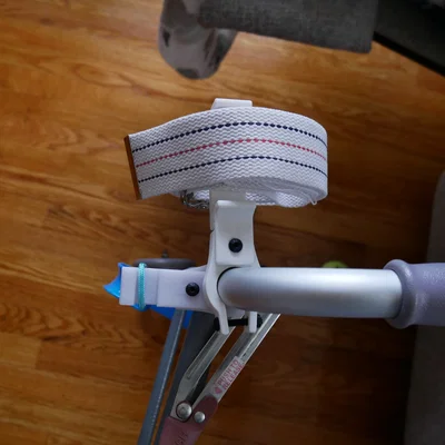 Phụ kiện gắn walker (Walker attachments)