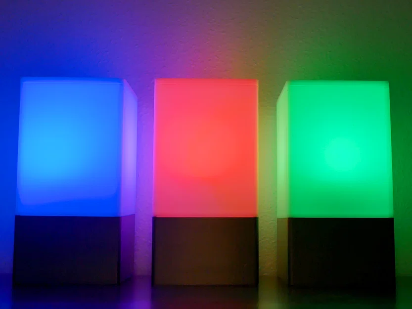 Đèn bàn tối giản dạng module (Modular minimalist lamp) - Image 3