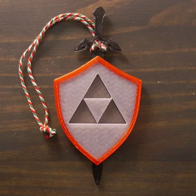 Ornament Triforce (The Legend of Zelda) treo cây thông