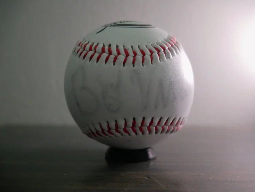 Giá đỡ bóng chày (Baseball holder) - Image 1