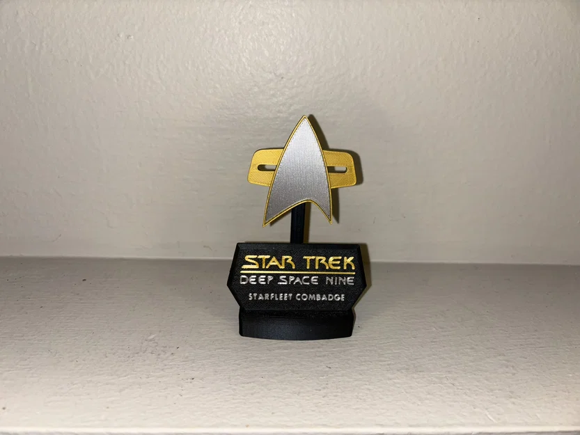 Huy hiệu Combadge Star Trek: Voyager (dễ in) - Image 1