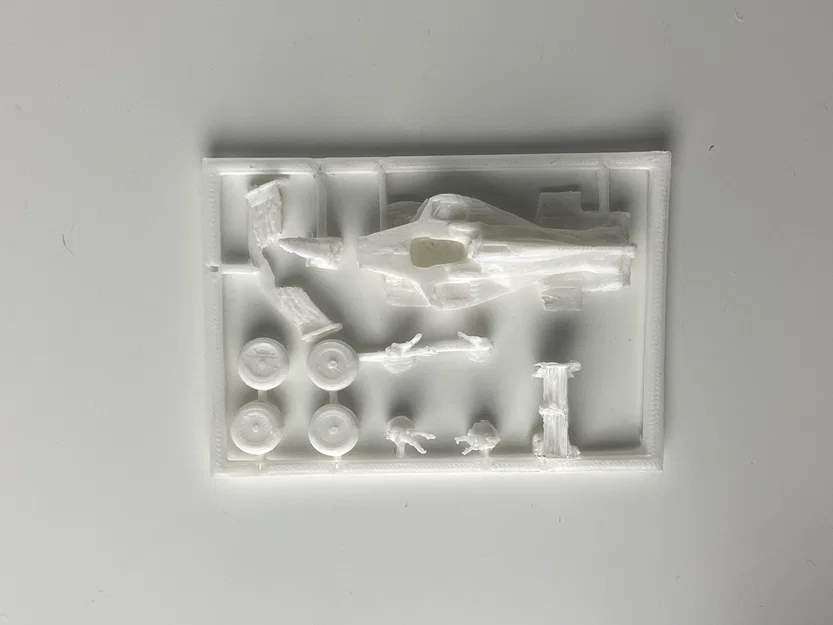 Mô hình xe đua công thức 1 - Formula One Car Kit Card v2 in 3D - Image 4