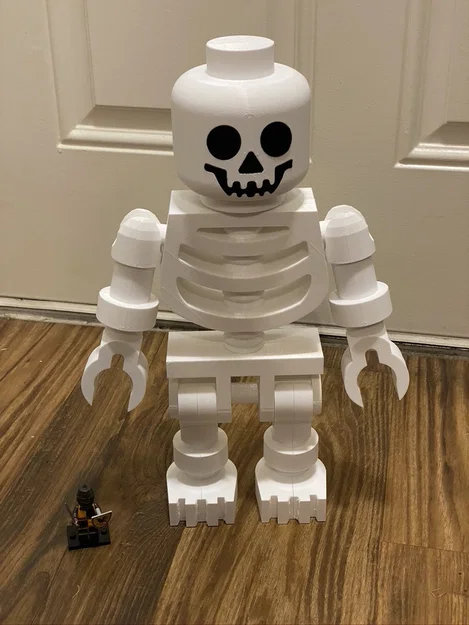 Bộ Xương Lego Khổng Lồ (Cải Tiến Mặt & Tay) - Image 1