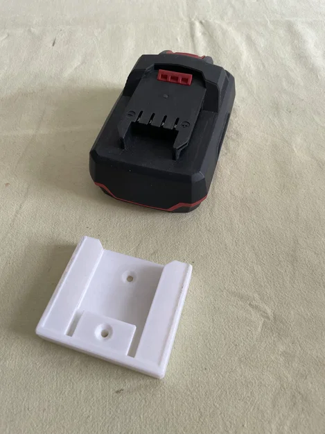 Giá treo pin Parkside 20V: Giải pháp sắp xếp xưởng gọn gàng - Image 2