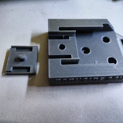 Giá treo pin Parkside 20V - Giải pháp lưu trữ pin thông minh