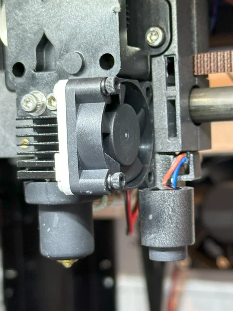 Adapter quạt 25mm lên 30mm cho Nozzle/Hotend Qidi X-Smart 3 - Image 1