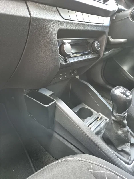 Giá đỡ điện thoại cho Skoda Fabia Mk3 - Image 2