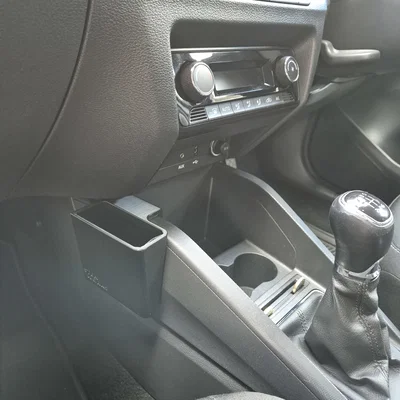 Giá đỡ điện thoại cho Skoda Fabia Mk3