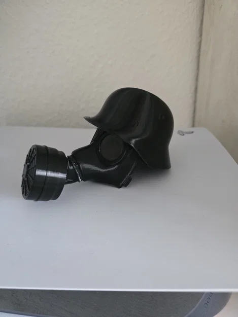 Nắp đậy móc kéo xe Tow Ball hình mặt nạ phòng độc độc đáo - Image 1