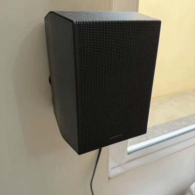 Giá treo tường loa rear cho Samsung Soundbar Q930B/Q930C