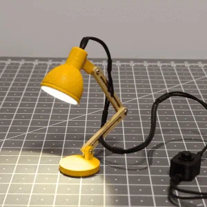 Đèn Bàn Điều Chỉnh Tỉ Lệ 1/10 (1/10 Scale Adjustable Desk Lamp)