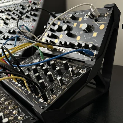 Khung Đỡ Make Noise Easel Stand - Giải Pháp Gọn Gàng Cho Studio
