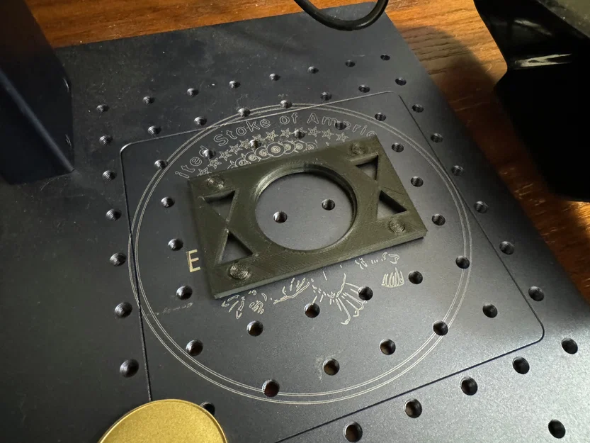 Jig giữ đồng xu 40mm cho máy laser sợi quang Gweike G2 - Image 1