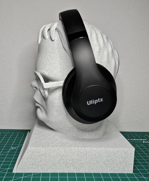 Giá đỡ tai nghe Dwight Schrute (The Office) – Dwight Schrute Headphone Stand - Image 2