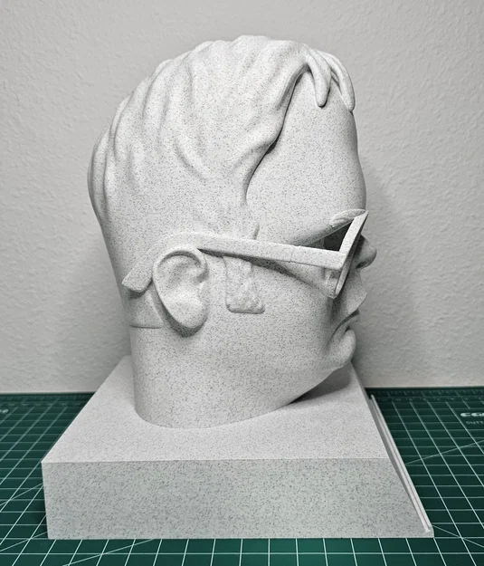Giá đỡ tai nghe Dwight Schrute (The Office) – Dwight Schrute Headphone Stand - Image 8
